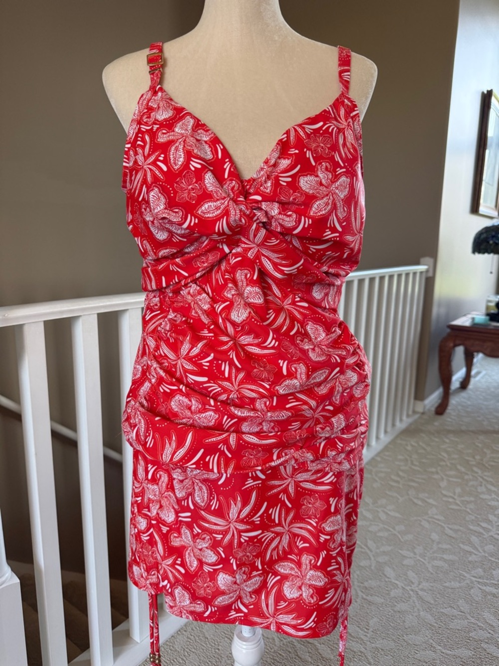 Nicole Miller Studio Red & White 2 piece swimsuit - 3X - Picture 2 of 5
